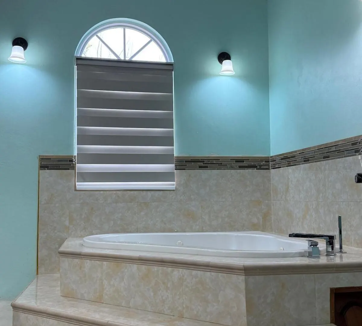 Paradise Home At Negril 3 Bedroom 2 Bathrooms