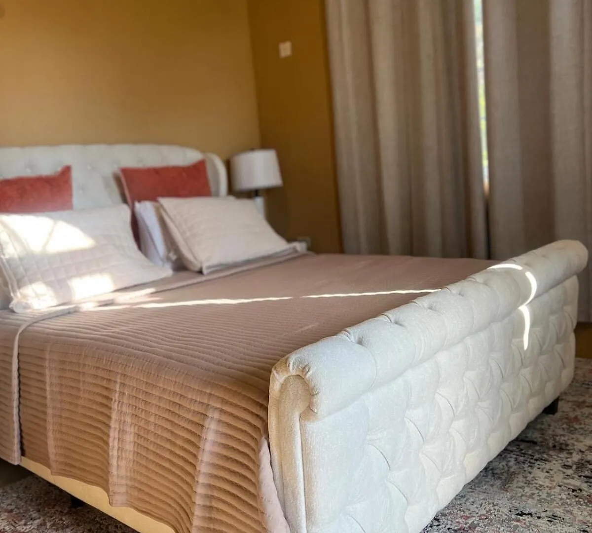 Paradise Home At Negril 3 Bedroom 2 Bathrooms