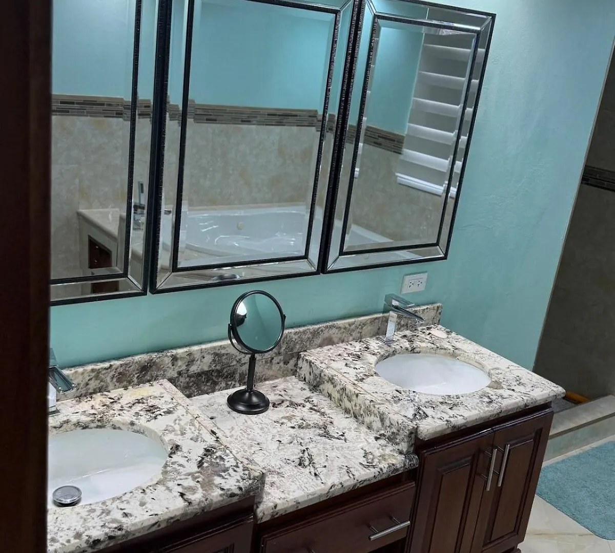 Paradise Home At Negril 3 Bedroom 2 Bathrooms Giamaica